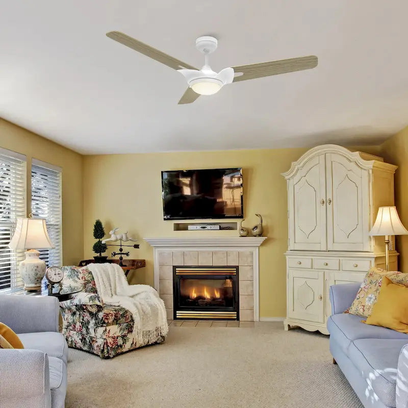 Ventilateur de plafond intelligent CARRO Aiden 56 à 3 pales avec éclairage LED et télécommande - Finition bois